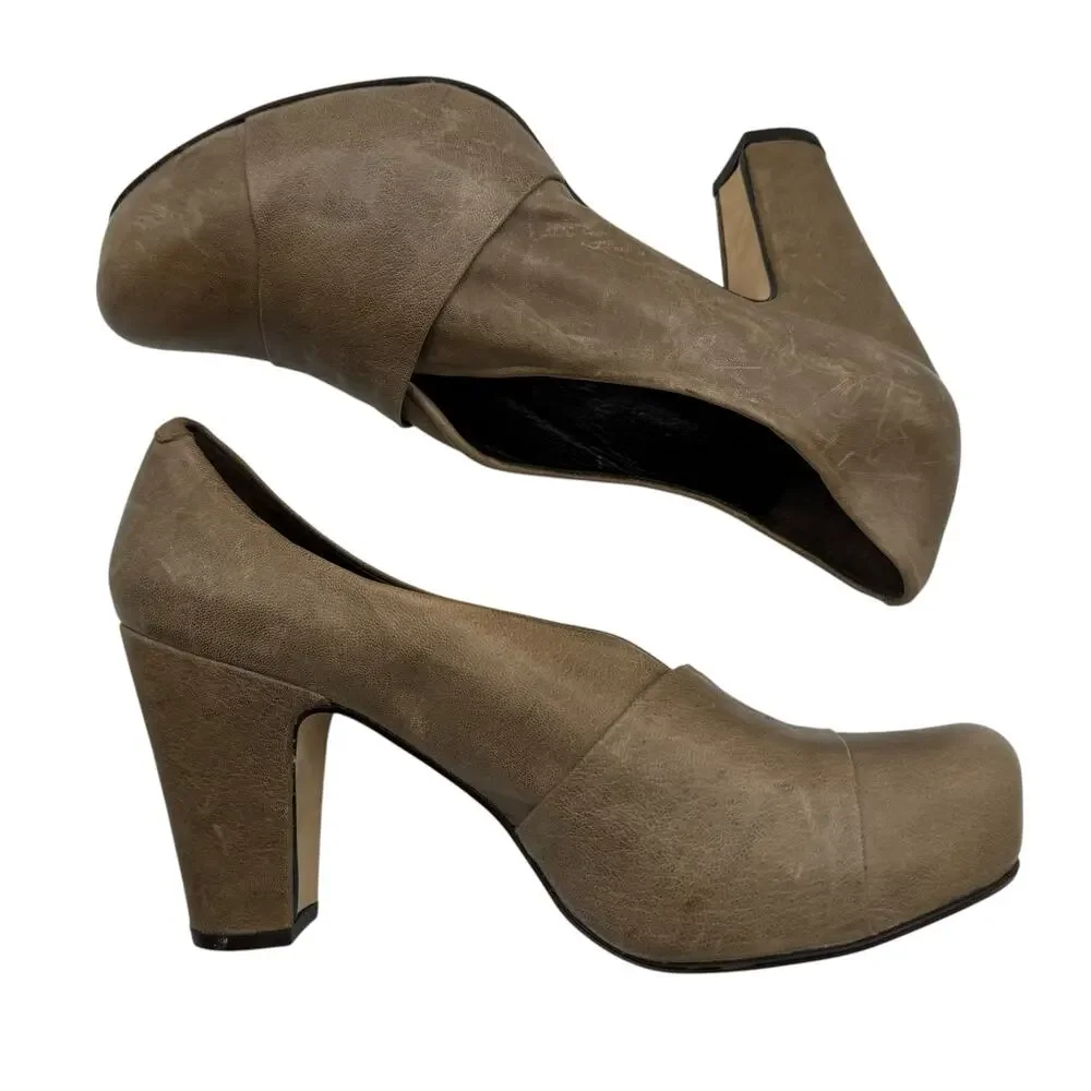 Audley London Retro Pin Up Pumps Almond Toe 39 Heels Tan Grey Neutral Closed Toe